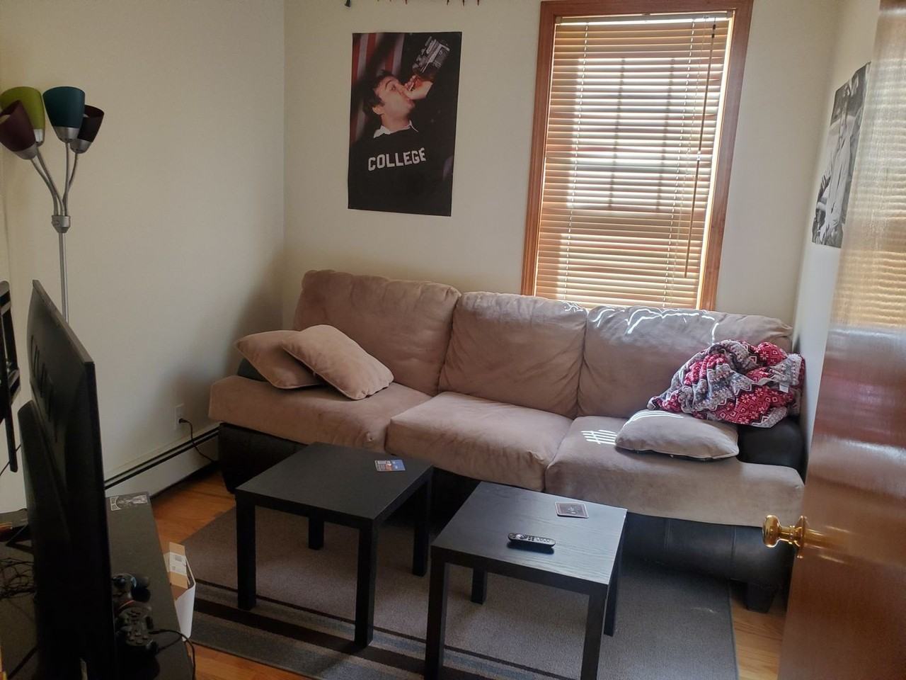 8 Dighton St - Photo 3 of 6