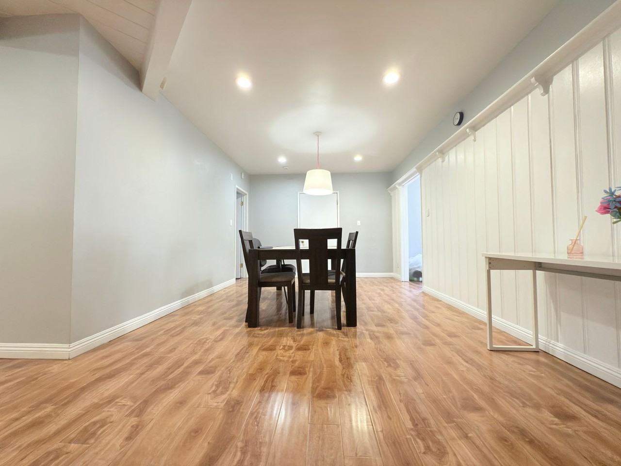 16656 Nordhoff St - Photo 3 of 23