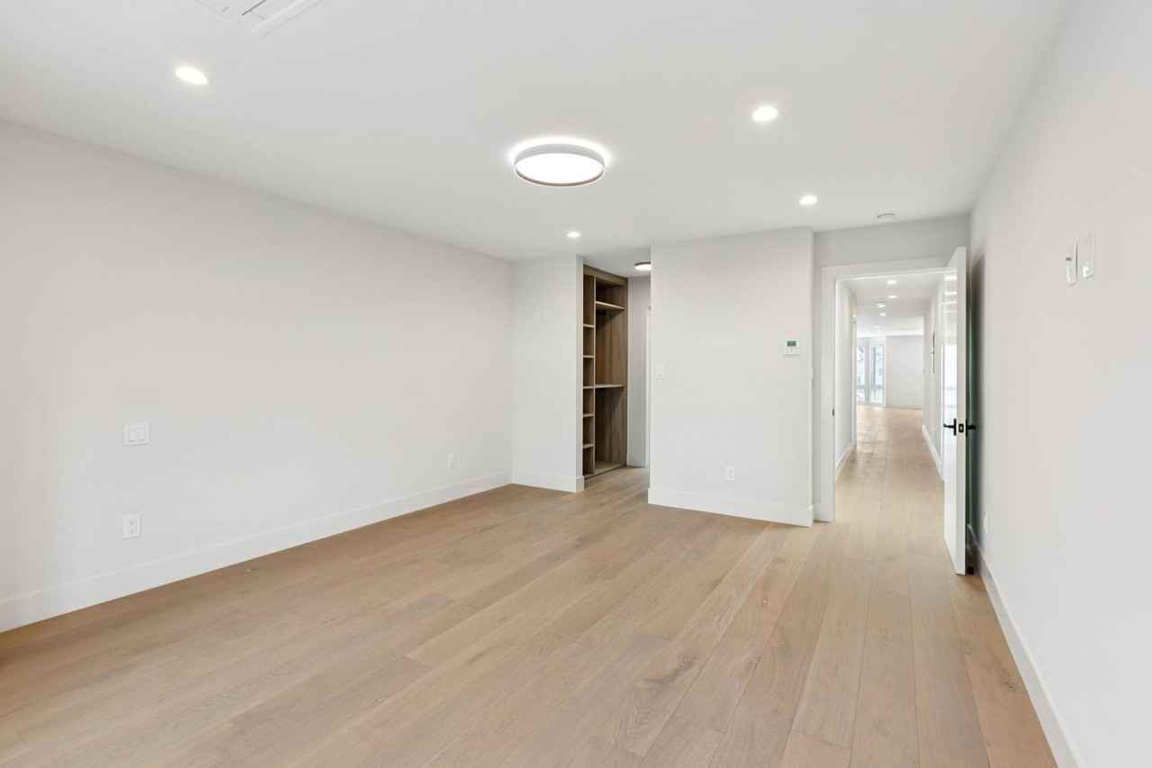 330 27th Ave - Photo 3 of 42