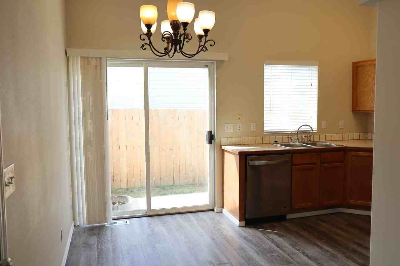 5773 N Morleau Ln - Photo 6 of 22