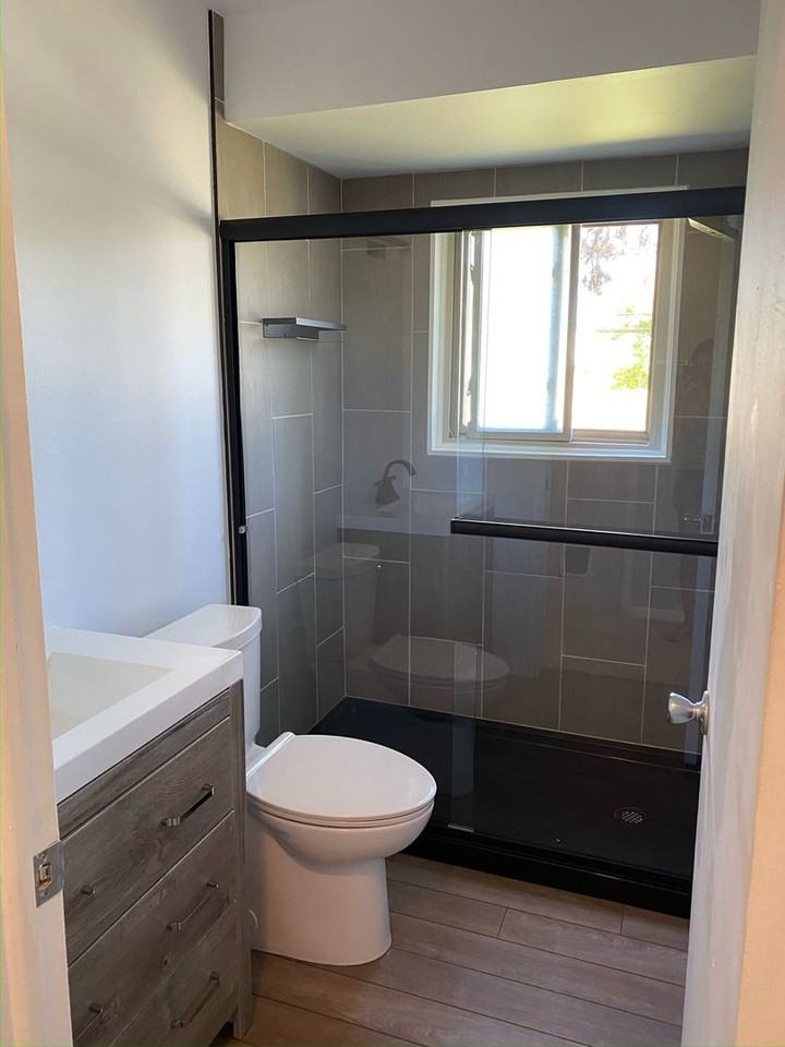 1109 Derby Rd - Photo 4 of 5