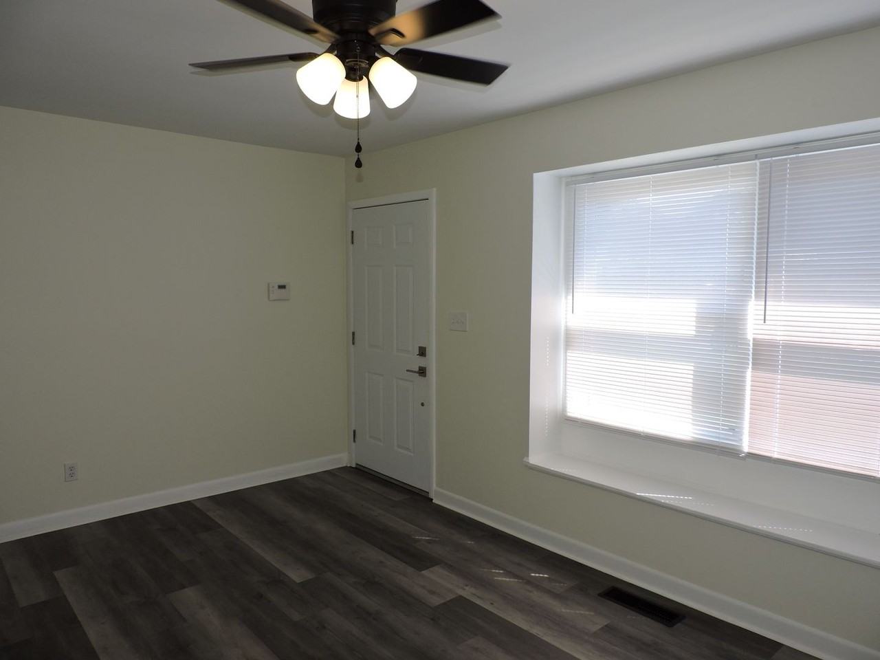 3485 Rothschild Dr - Photo 2 of 29