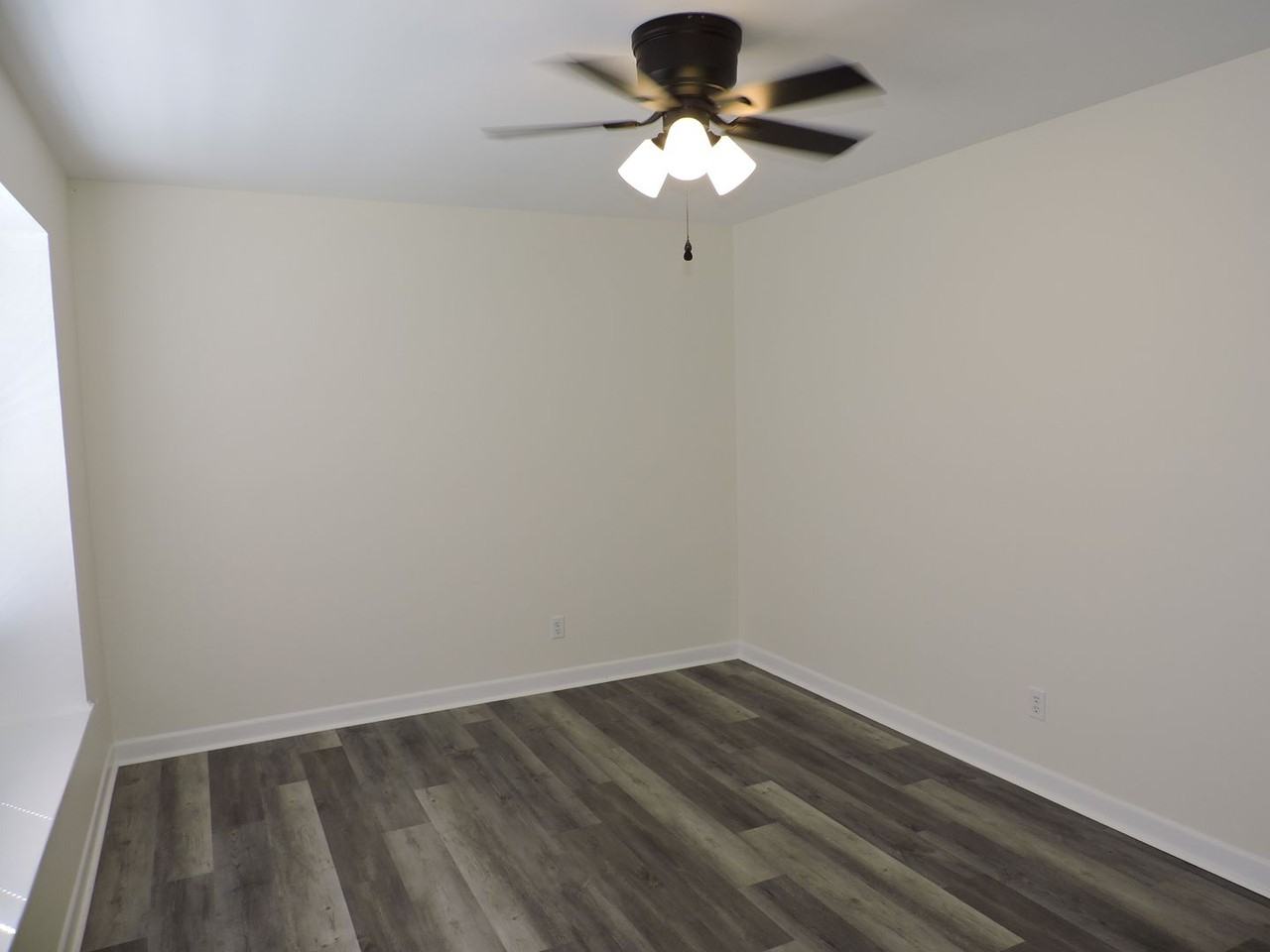 3485 Rothschild Dr - Photo 3 of 29