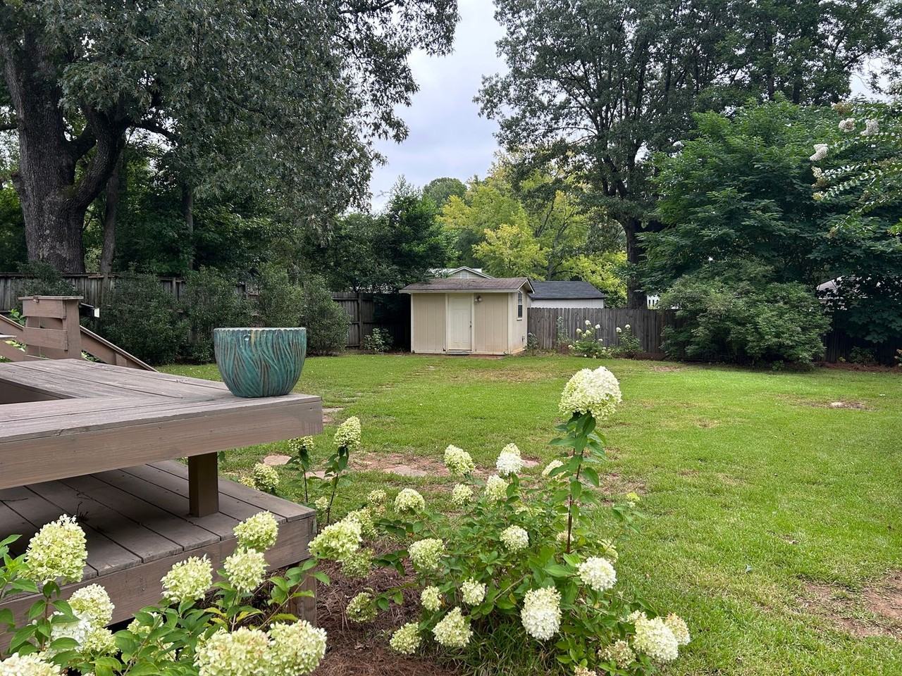 1228 Browning Ave - Photo 3 of 14