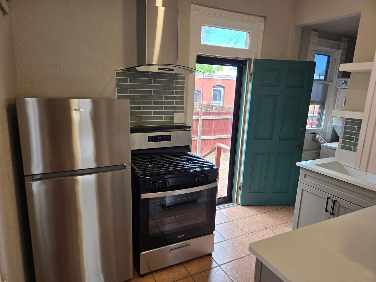 553 Cherokee Street - Photo 3 of 18