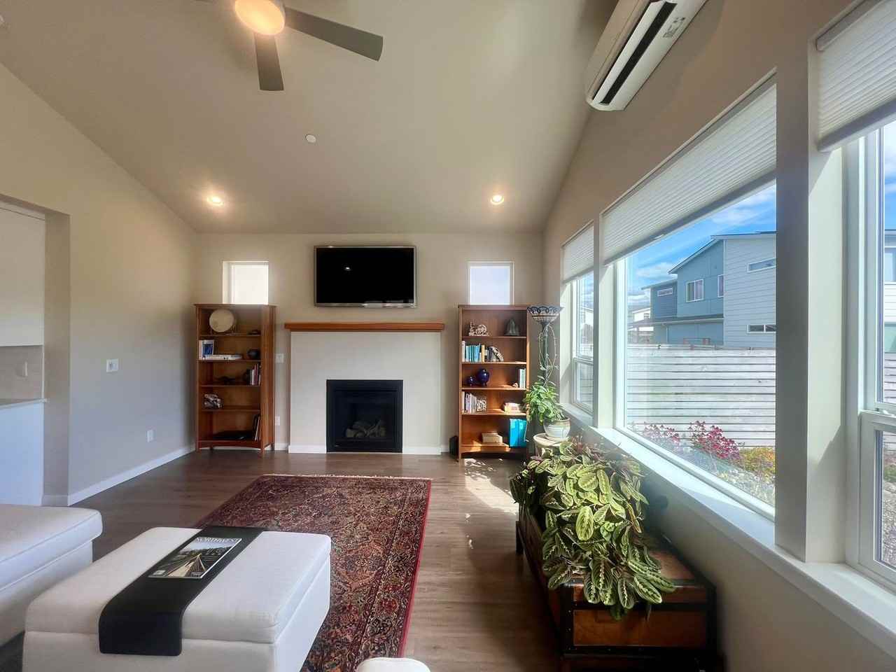 707 Northview St - Photo 2 of 32