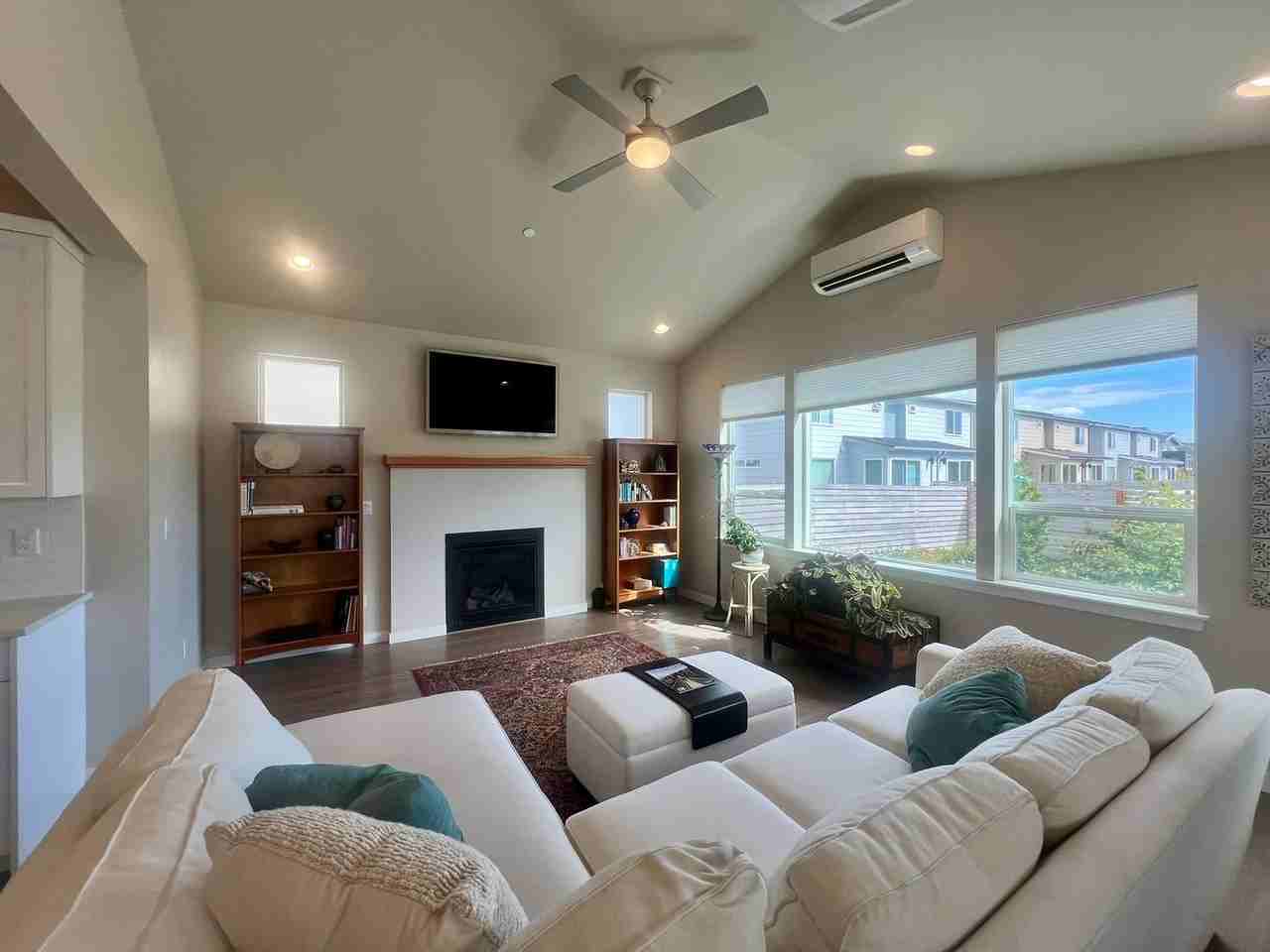 707 Northview St - Photo 3 of 32