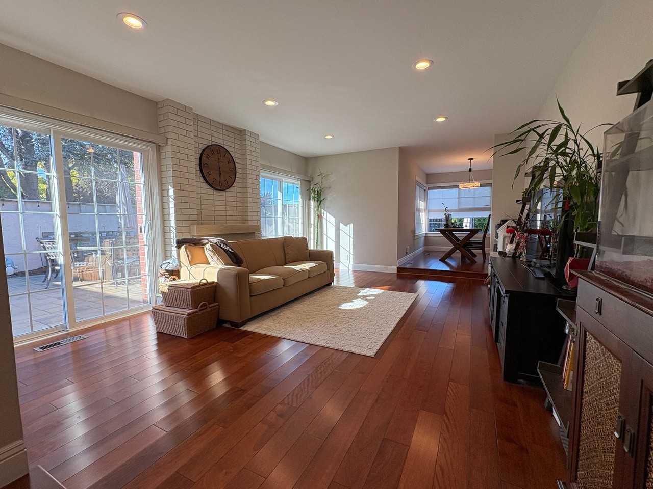 601 Barneson Ave - Photo 3 of 17