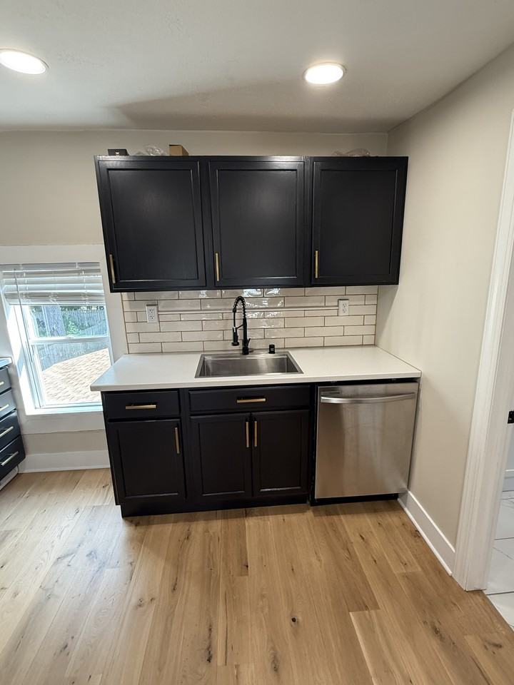 311 W South St #A - Photo 3 of 15