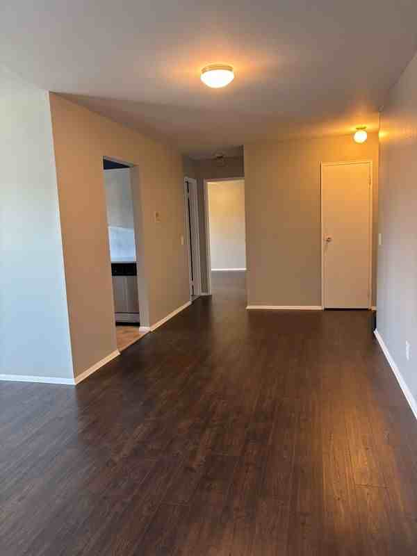 1120 New Haven Ave - Photo 7 of 19