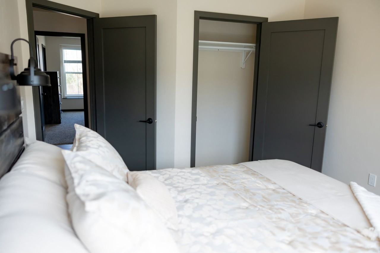 310 Juniper Dr - Photo 2 of 30