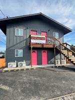 featured image of 965 W Harris St