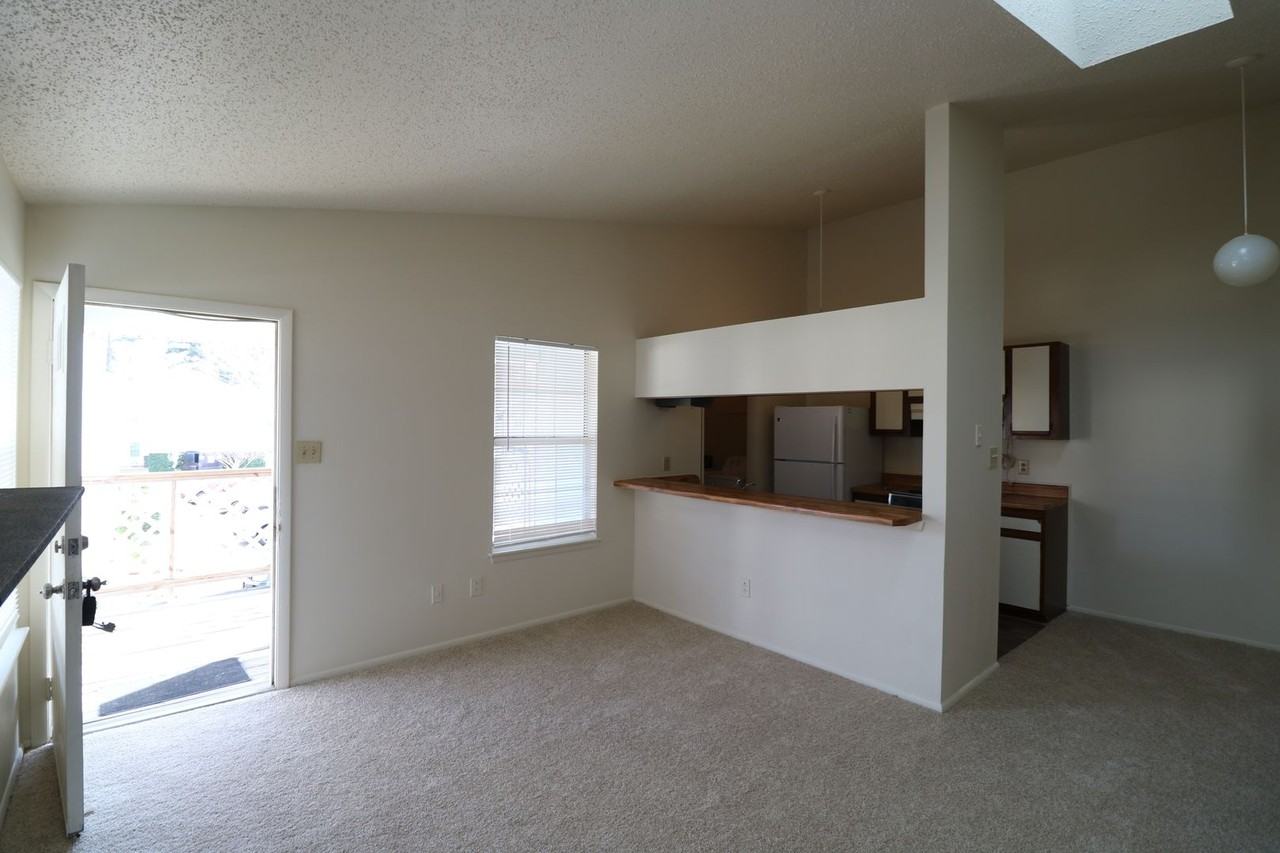 4155 Thalia Station Cir - Photo 5 of 17
