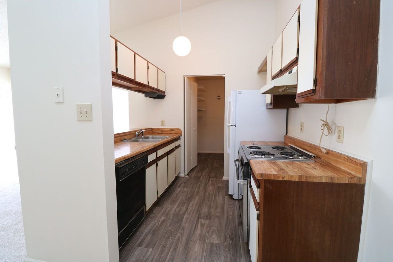 4155 Thalia Station Cir - Photo 6 of 17