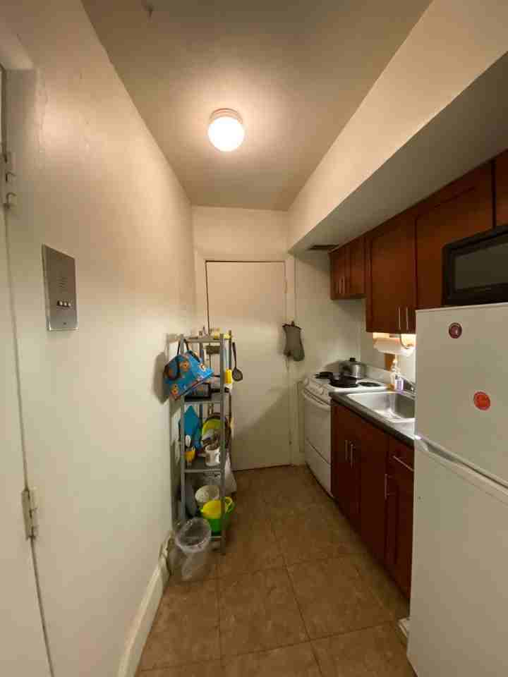 43 Lancaster Ter - Photo 3 of 5