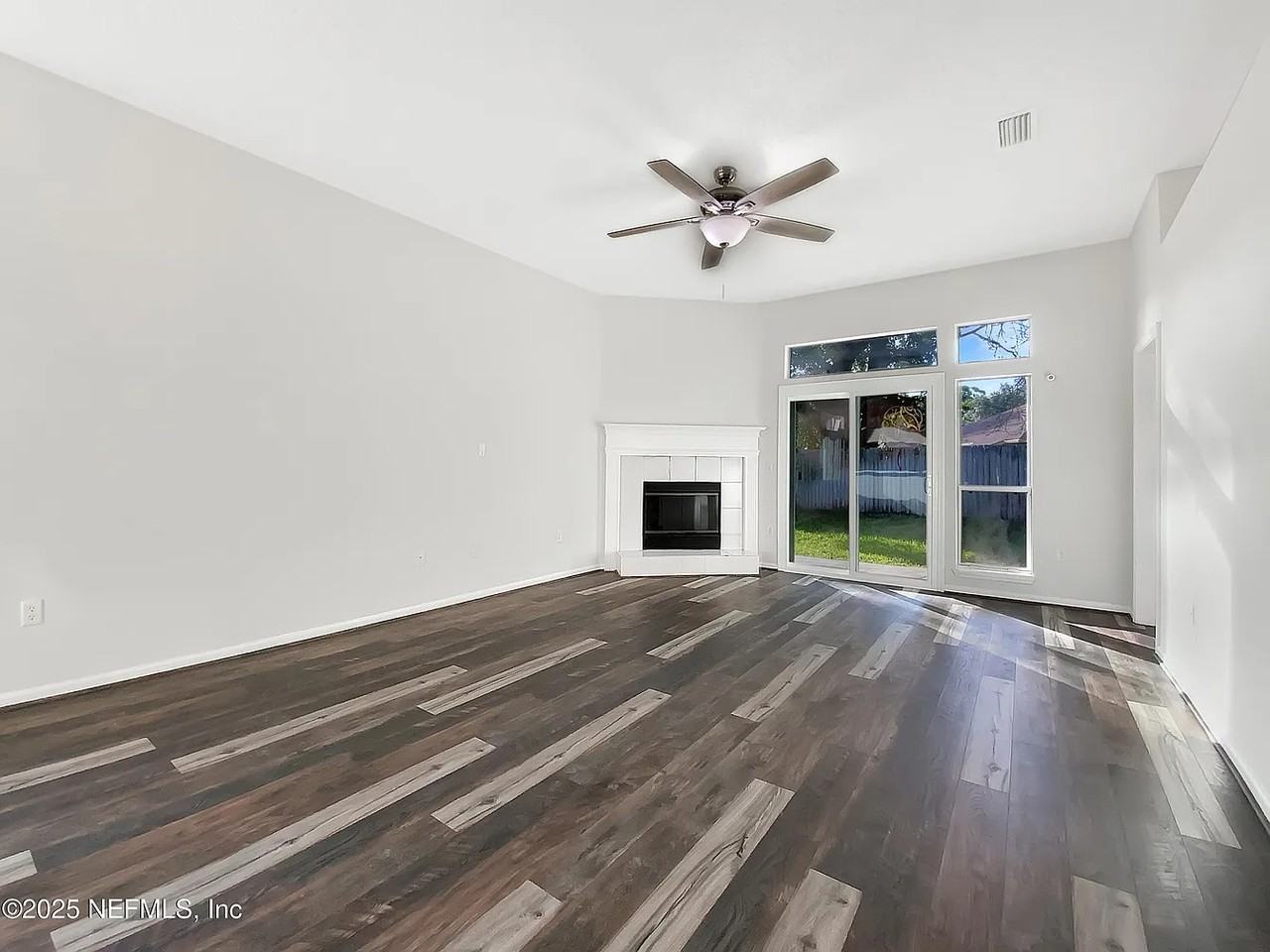 3355 Millcrest Drive - Photo 2 of 10