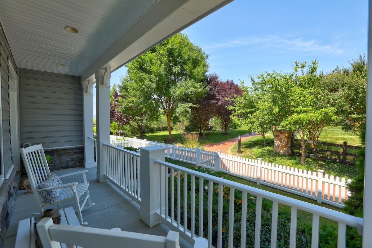 1412 Musgrove Aly - Photo 3 of 39