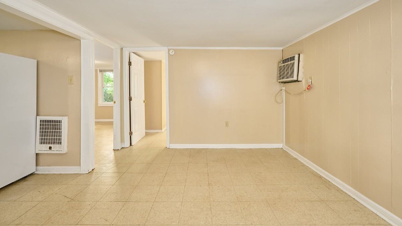 2014 Woodland St - Photo 3 of 10