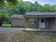 1050 Woody Ln #B - Photo 1 of 1
