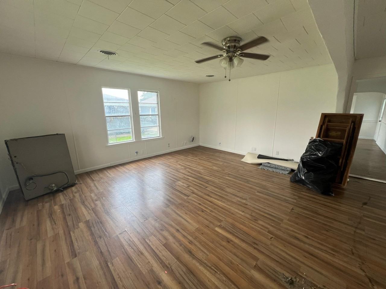 3521 Taft Ave - Photo 3 of 24