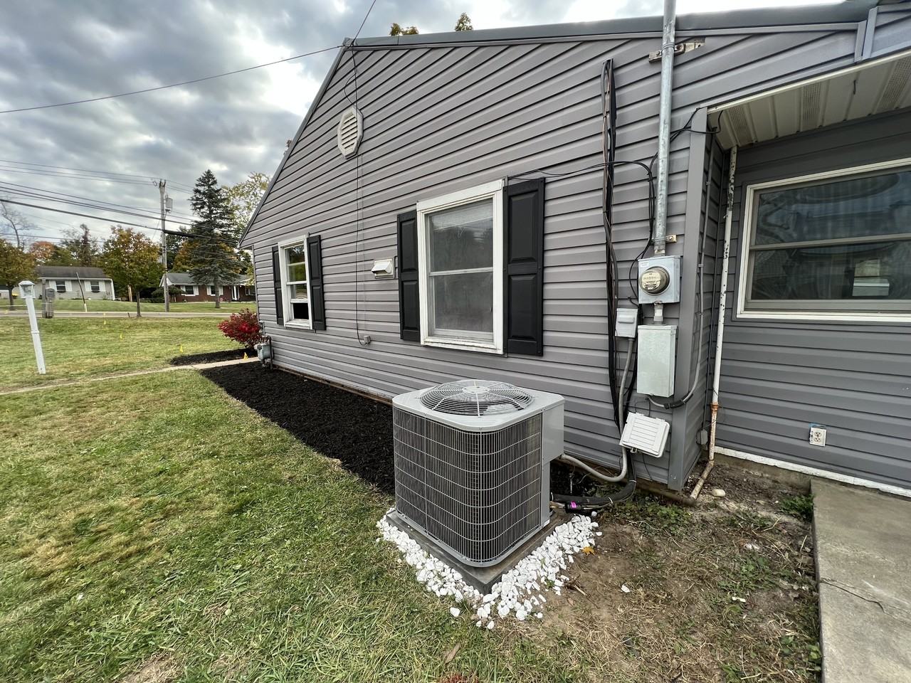 815 E Sandusky Ave - Photo 2 of 19