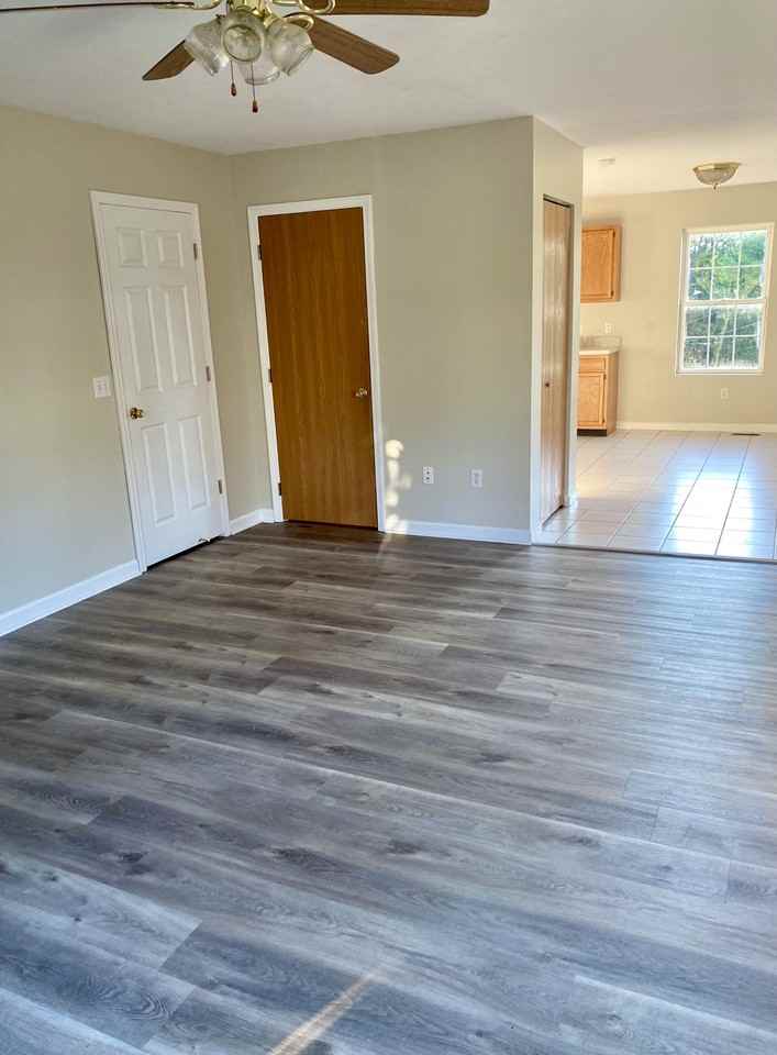 3 Frankie Ln #4 - Photo 3 of 18