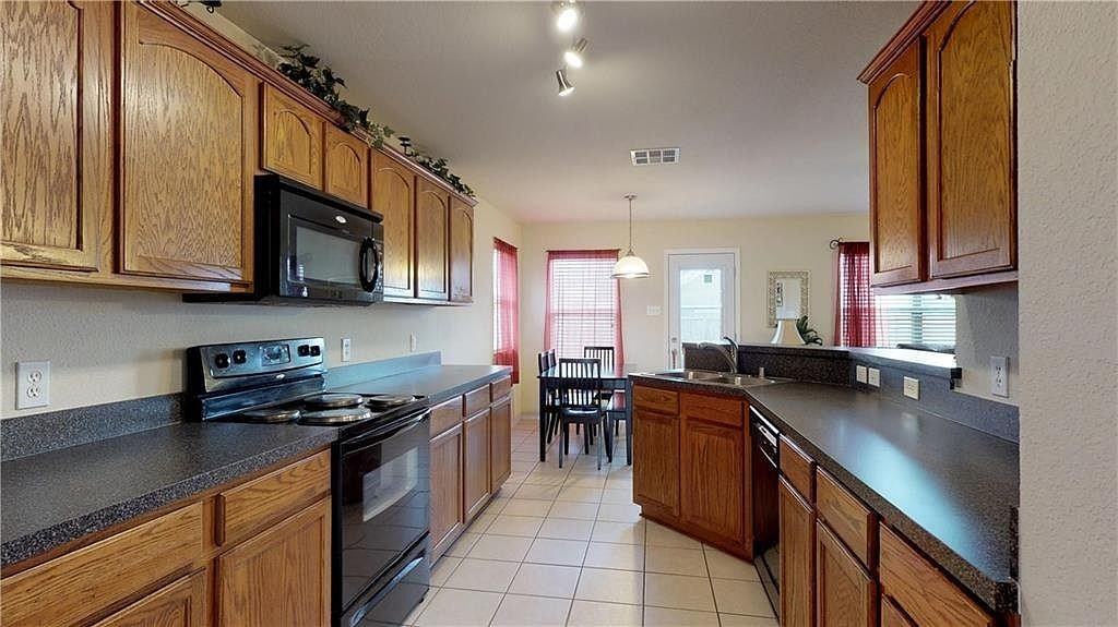 9948 Southgate Dr #NA - Photo 3 of 34