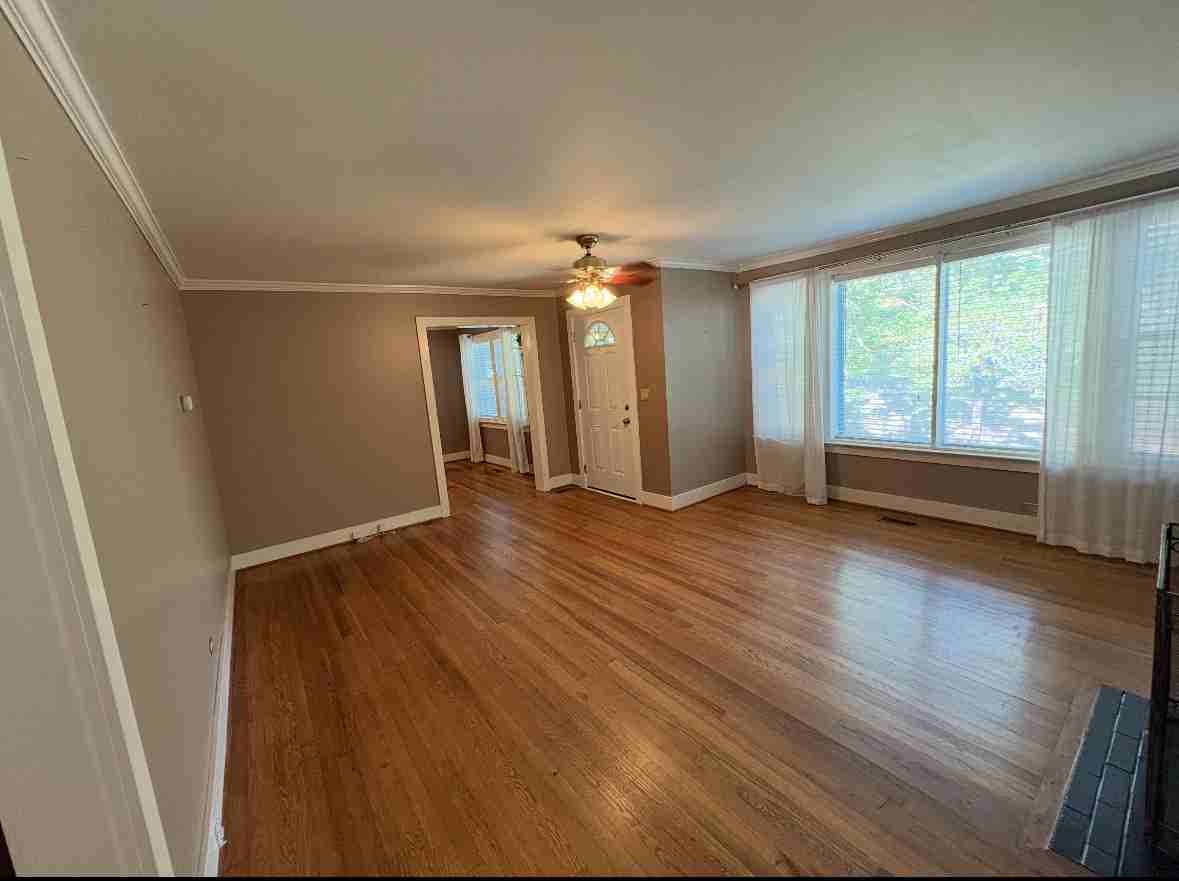 704 Highland Ave #NA - Photo 3 of 16