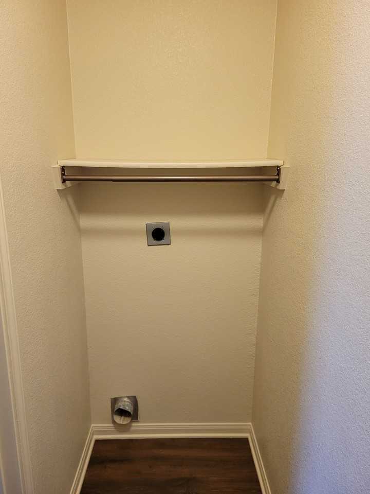 3200 Hereford Ln #B - Photo 3 of 28