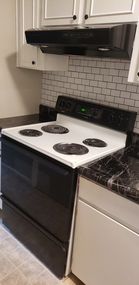 128 Jamestown Ct #B - Photo 2 of 16