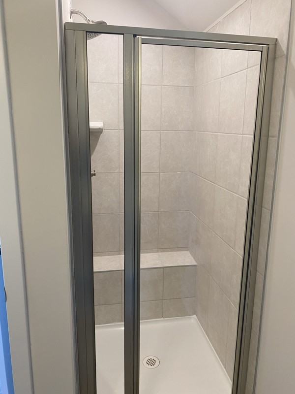 8002 General Maxwell Dr - Photo 5 of 18