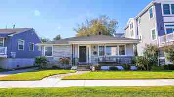 featured image of 410 N Mansfield Ave