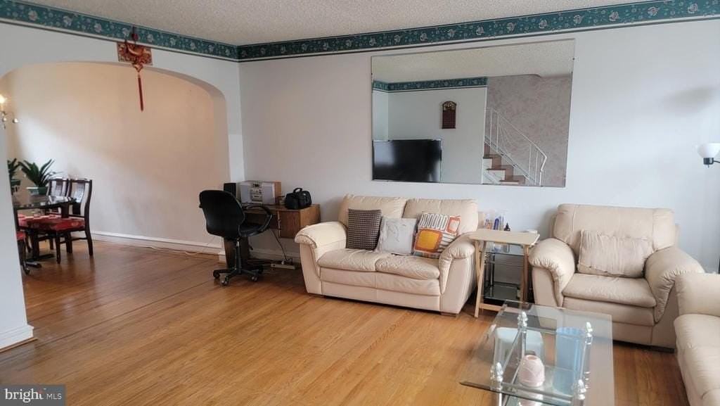 6024 Reach St - Photo 2 of 18