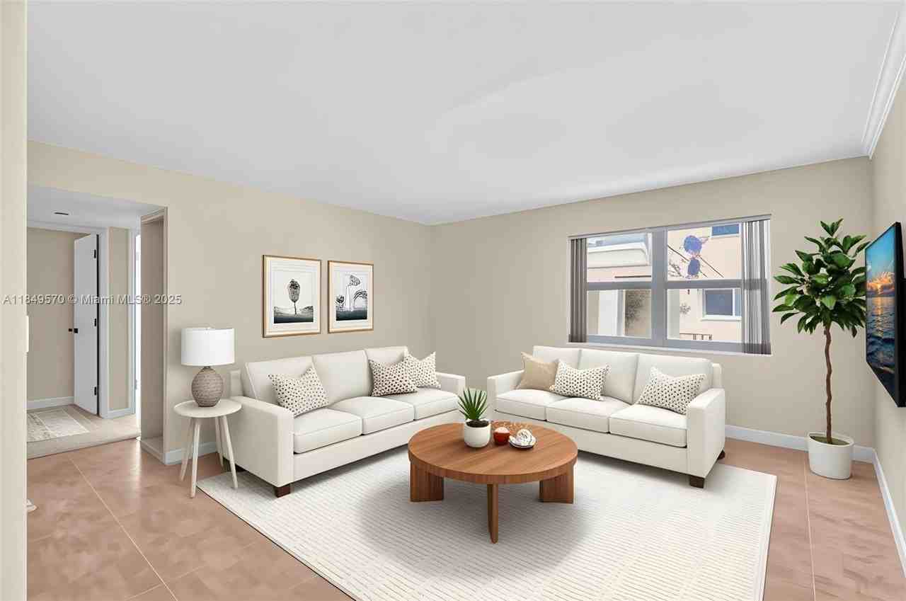 3660 Sw 60th Ave #2 - Photo 7 of 34