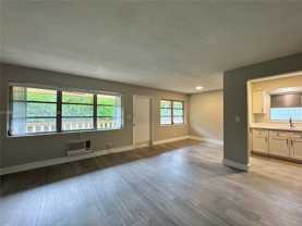 4317 Ne 21st Ave #7 - Photo 1 of 1