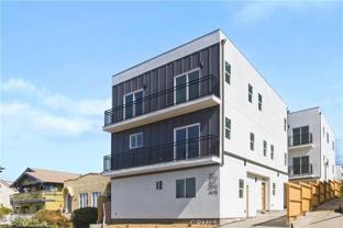 4513 Rosewood Ave #3-4 - Photo 1 of 1