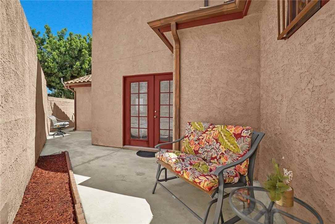 2524 Ivan Hill Terrace - Photo 6 of 15