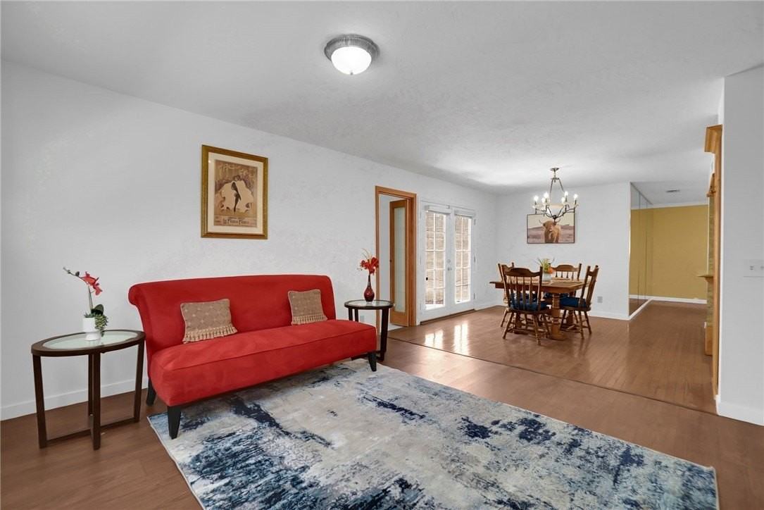 2524 Ivan Hill Terrace - Photo 3 of 15