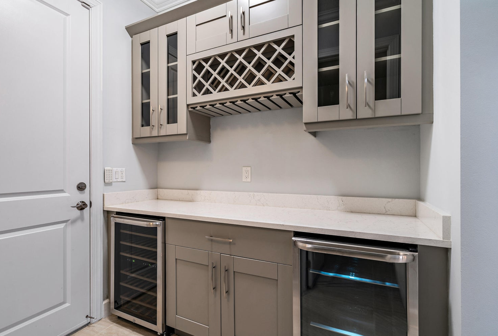 5221 Beland Dr - Photo 3 of 8