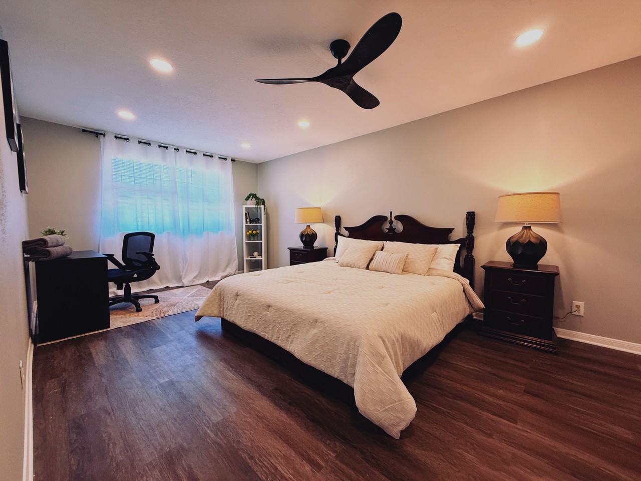 Click Dr - Photo 5 of 7