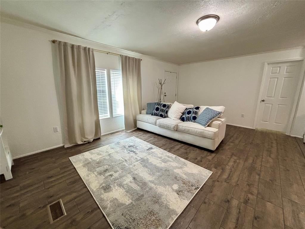 3609 Shady Ln - Photo 3 of 23