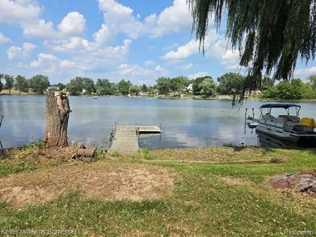 1664 S Newman Rd - Photo 3 of 39