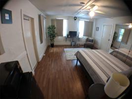 featured image of 1 Railroad St