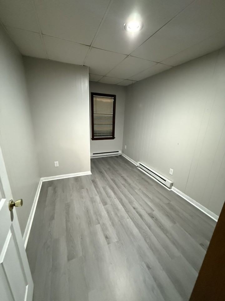 1897 Clarke Drive - Photo 6 of 8