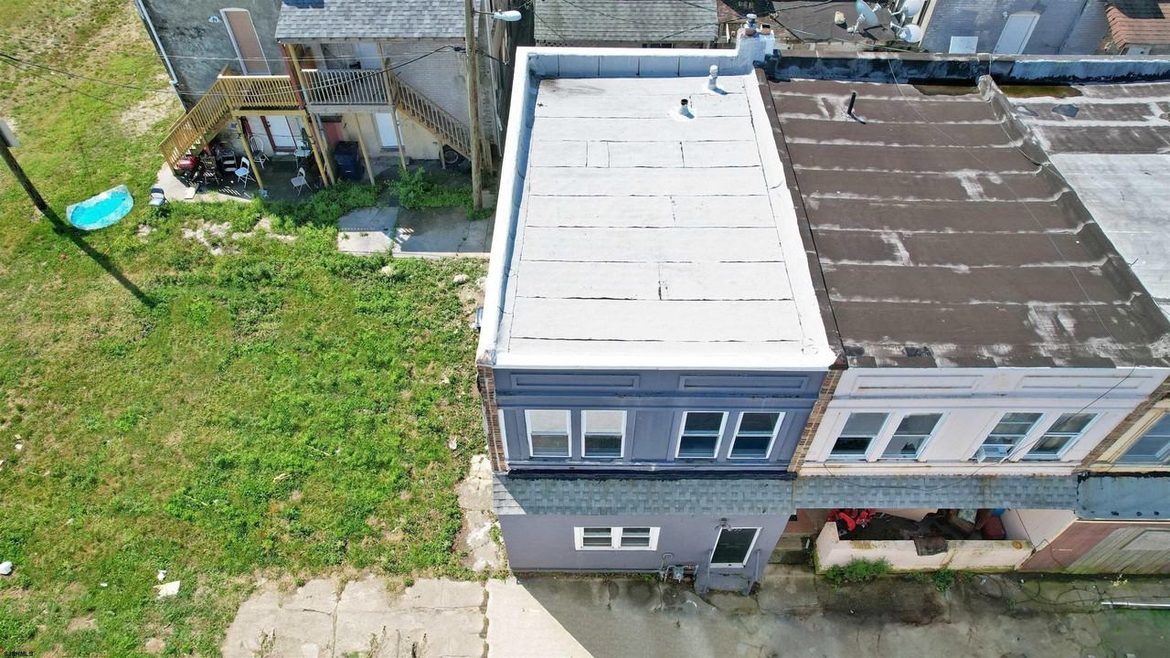 722 Pearl Pl - Photo 5 of 35