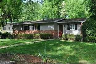 8725 Susanna Ln - Photo 1 of 1