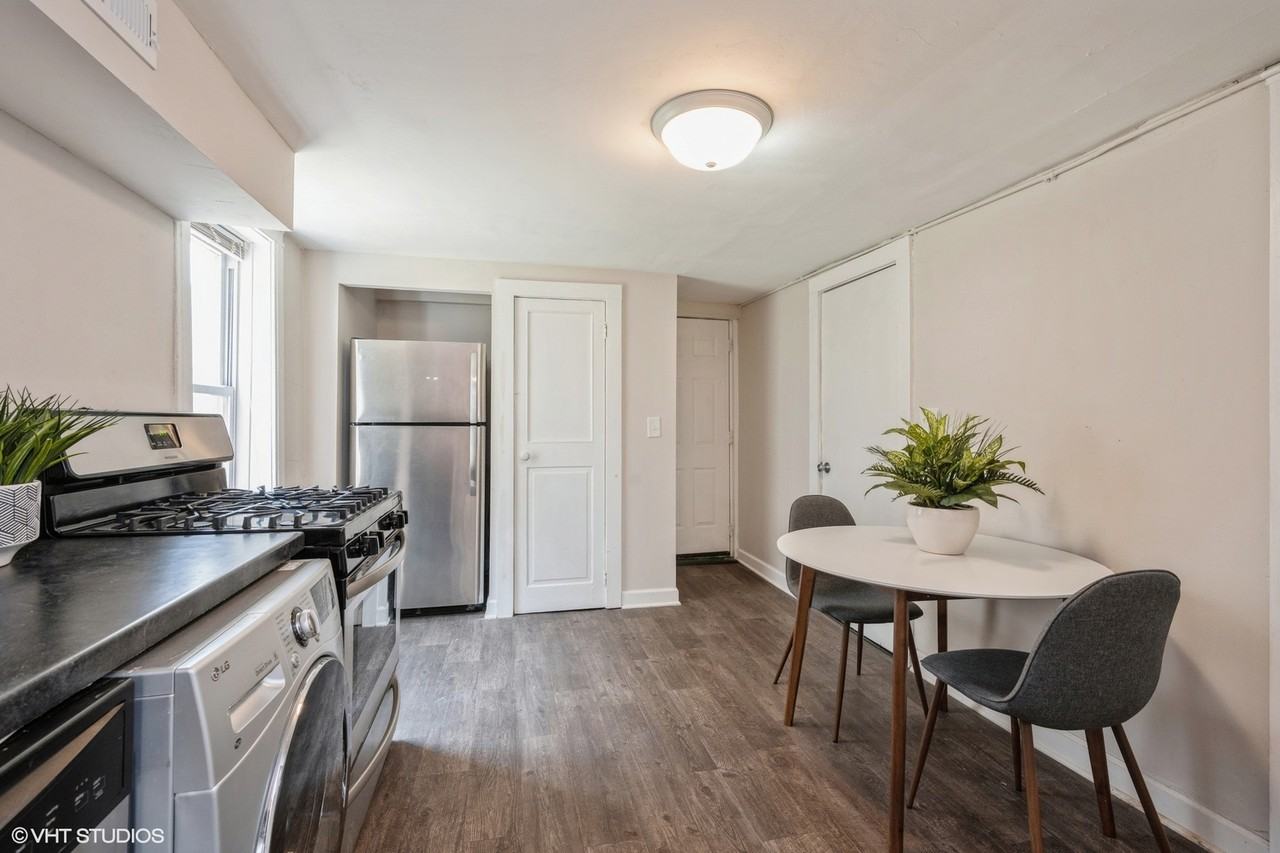 3010 N Albany Ave - Photo 7 of 15