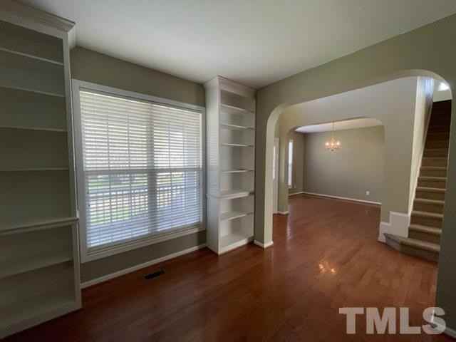 2212 Becketts Ridge Dr - Photo 7 of 37