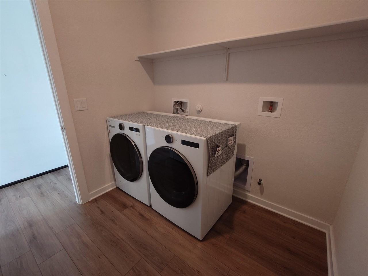 2025 Wild Horse St - Photo 4 of 20