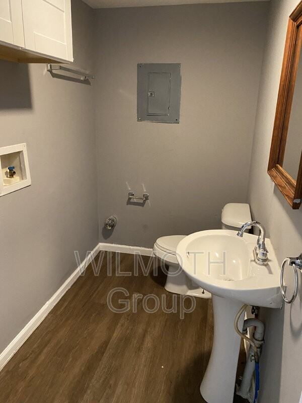 1129 N Rural St #E - Photo 7 of 8